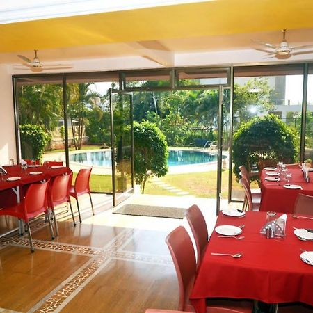 Hotel Sapphire Lonavla Zewnętrze zdjęcie