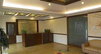 Hotel Sapphire Lonavla Zewnętrze zdjęcie